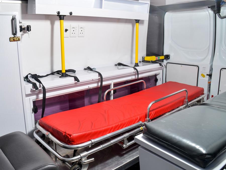  Ford Transit Custom Ambulance 2014 года  (фото 5 из 7)